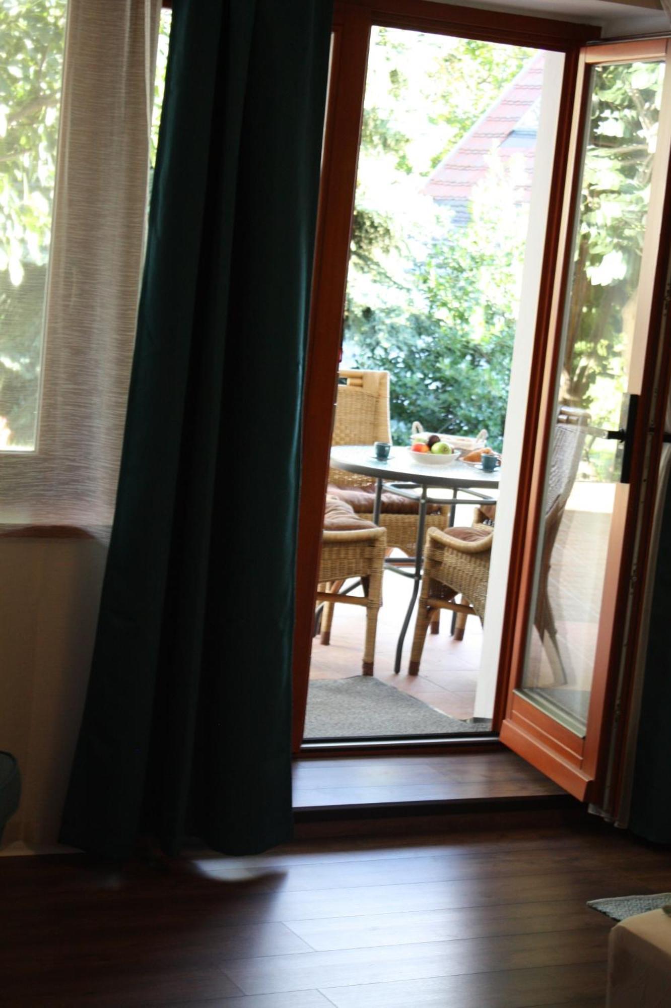 Apartment Kikelet Udvarhaz *